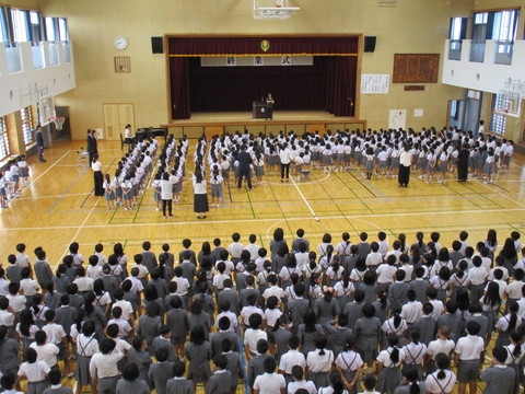 一学期終業式のようす